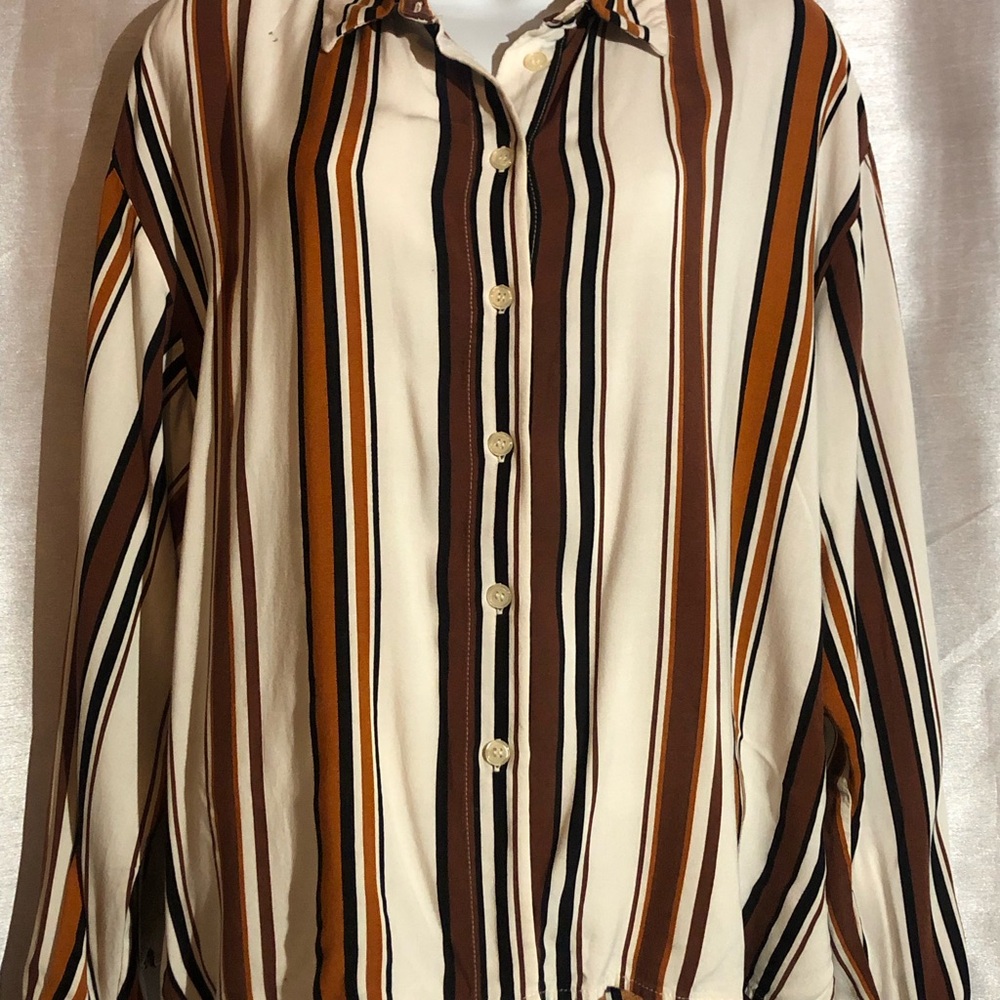 Striped Button-Up Shirt in Brown and Cream Forever 21 Size M